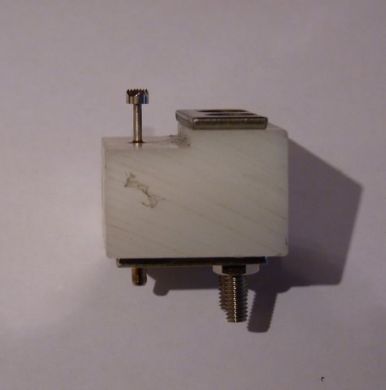 Holder and contact pin VJ15